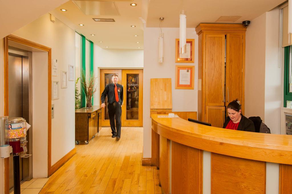 The Arches Hotel Claregalway Exteriör bild