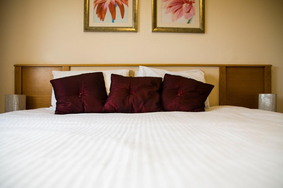 The Arches Hotel Claregalway Exteriör bild